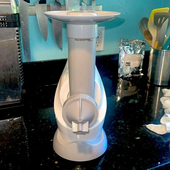Dessert Bullet Frozen Treat Maker - Picture 1 of 4